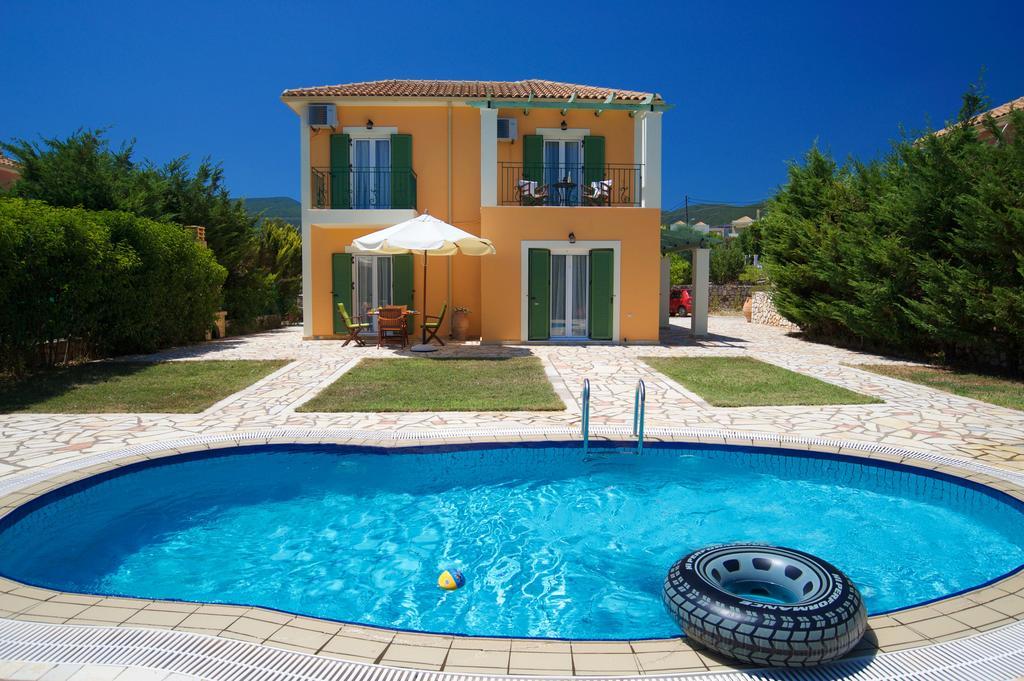 Iliachtides Villas Karavomylos Buitenkant foto