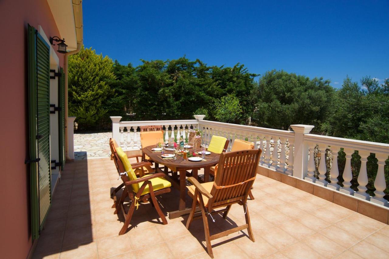 Iliachtides Villas Karavomylos Kamer foto